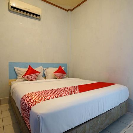 פאלמבאנג Oyo 2876 Hotel Idayu מראה חיצוני תמונה