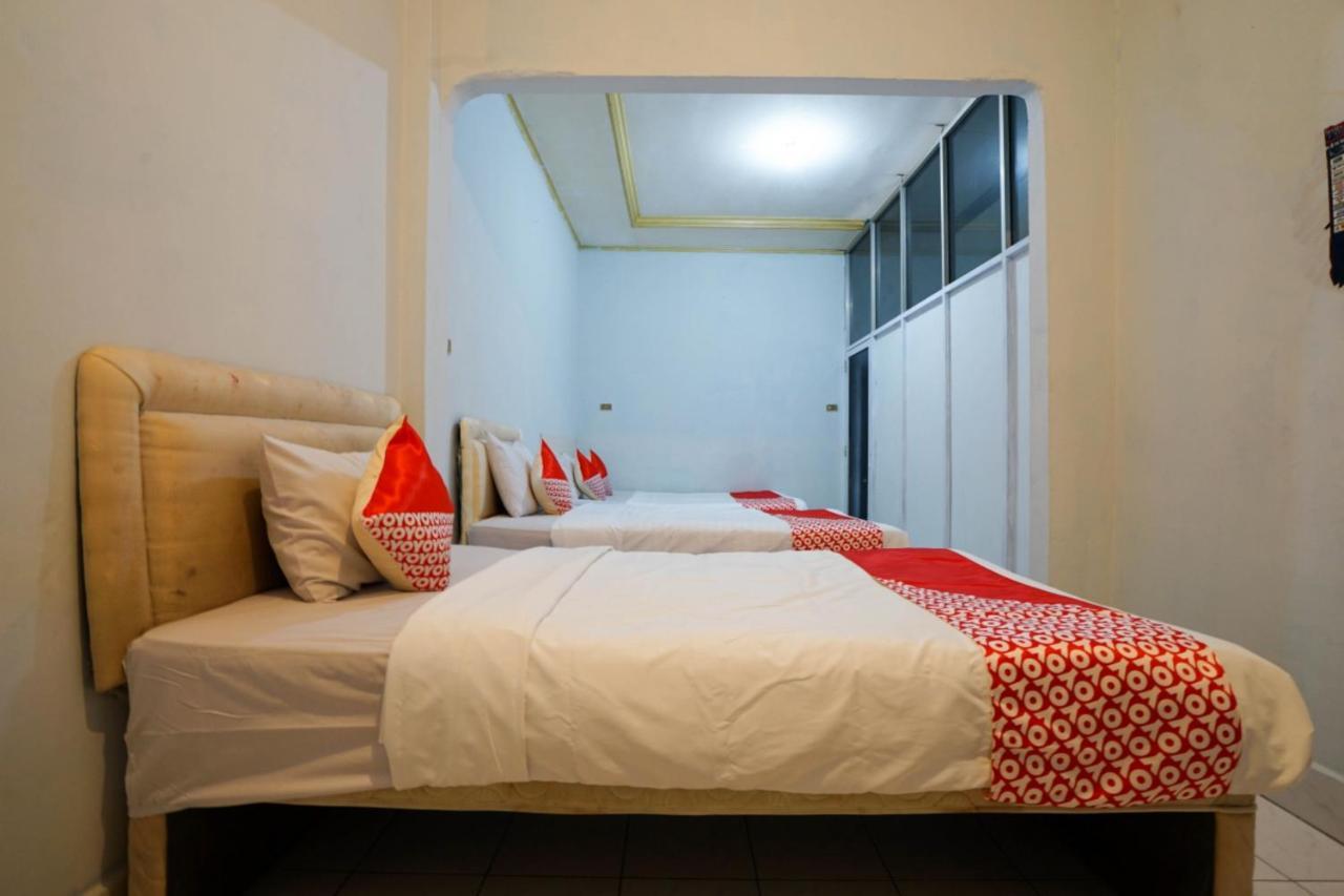 פאלמבאנג Oyo 2876 Hotel Idayu מראה חיצוני תמונה