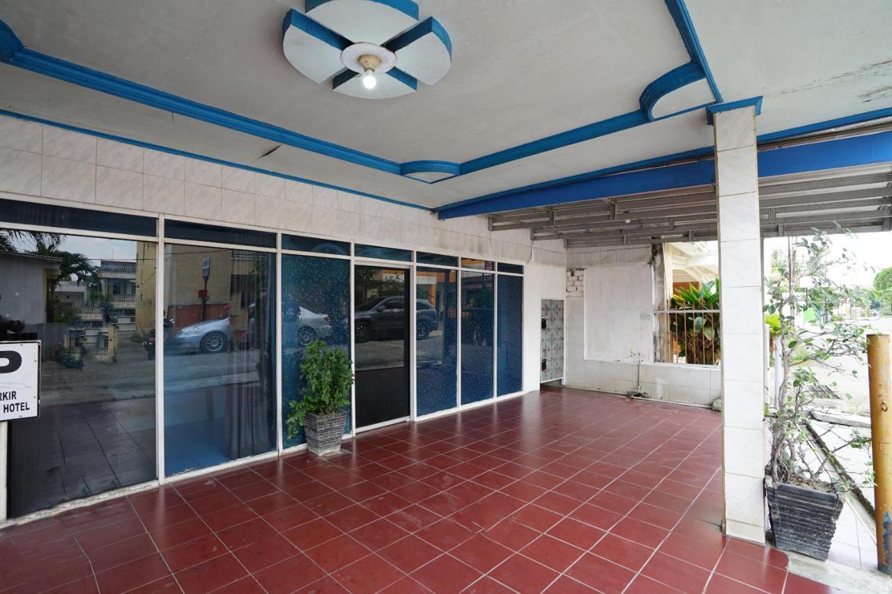 פאלמבאנג Oyo 2876 Hotel Idayu מראה חיצוני תמונה
